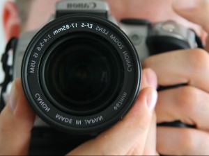 camera-lens-up-close
